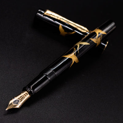 Namiki Chinkin Yukari Crane Fountain Pen uncapped