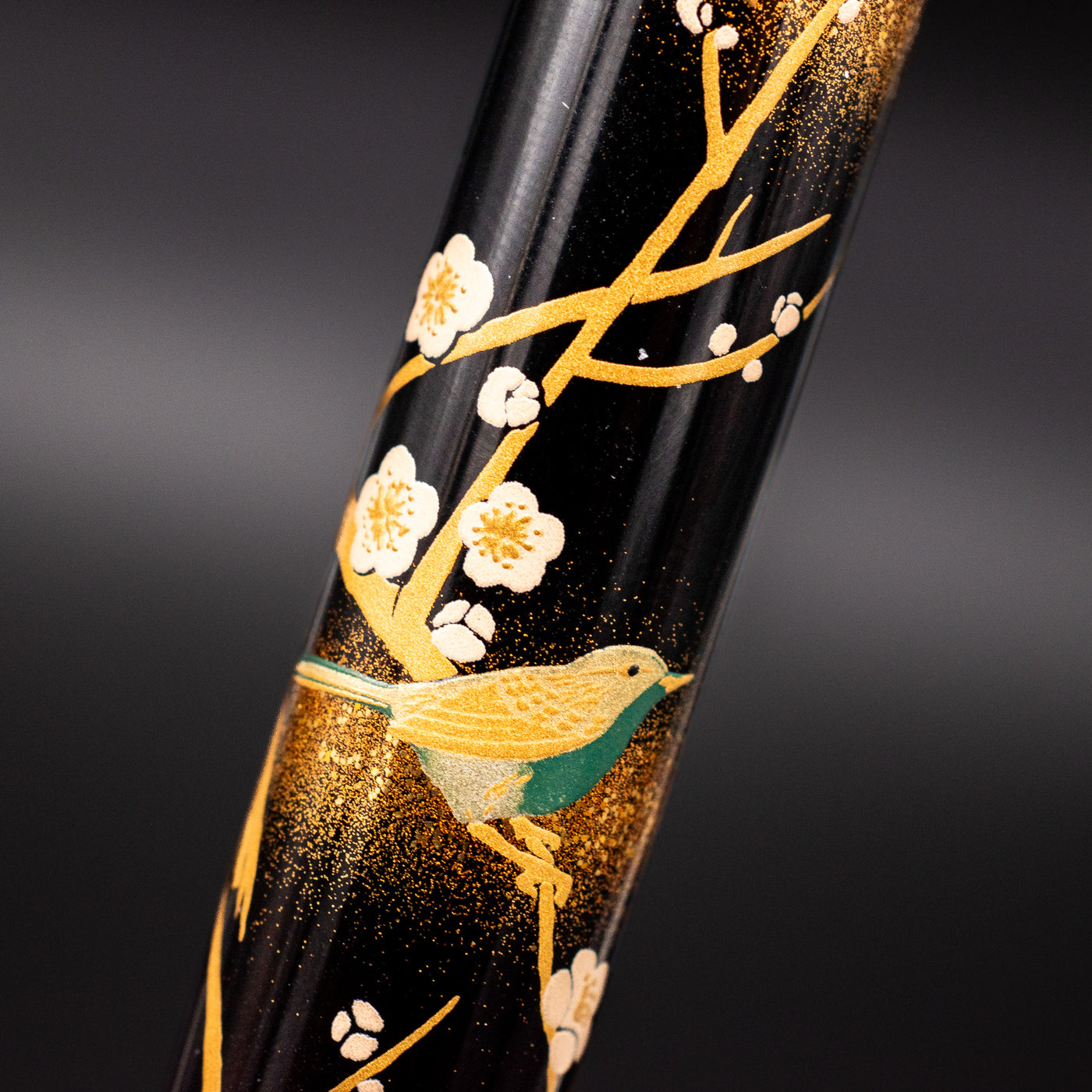 Namiki Yukari Apricot Tree and Warbler Fountain Pen details