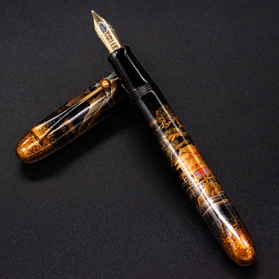 Namiki Yukari Royale Night Scene of Pavilion Fountain Pen maki-e