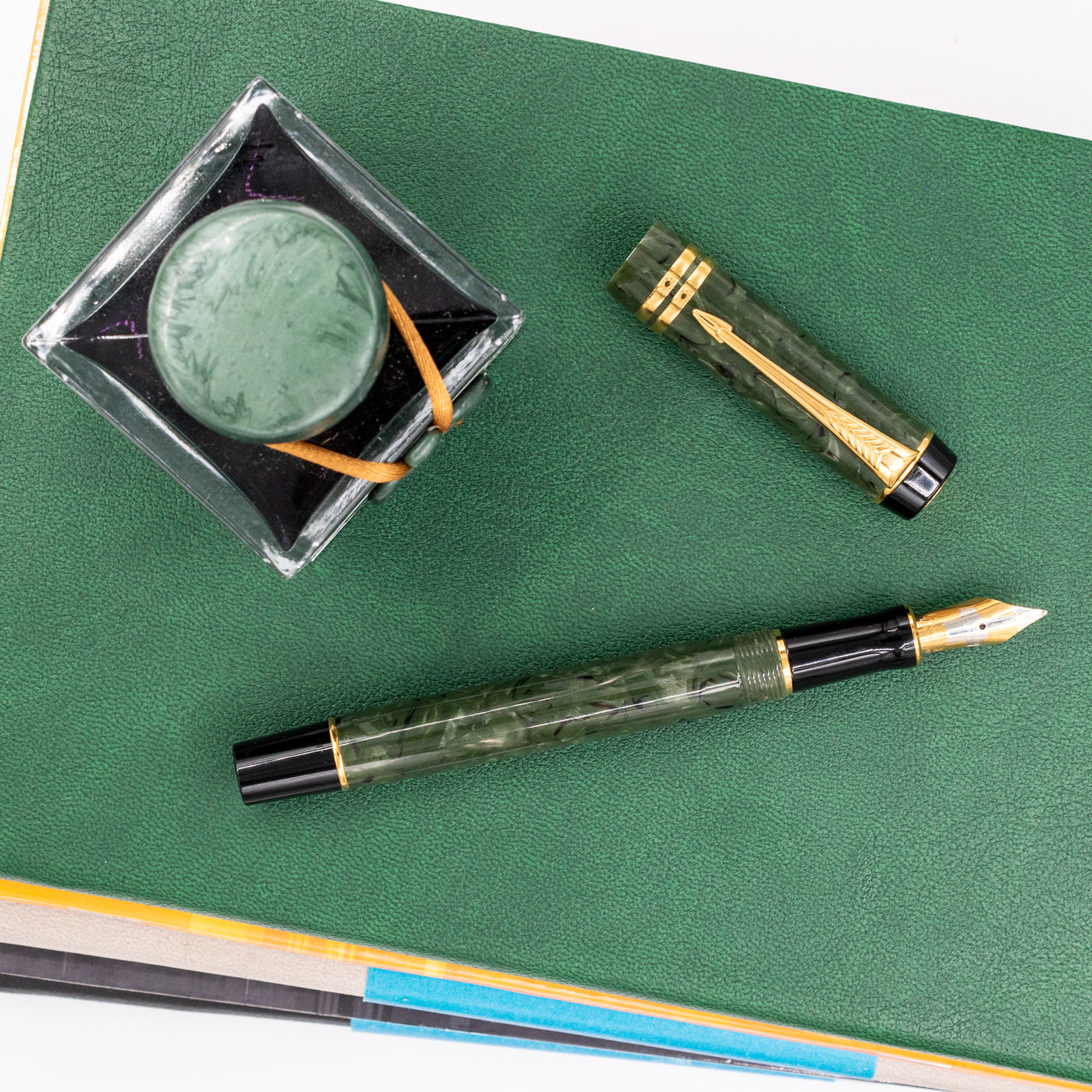 Parker Duofold International Jade Green Fountain Pen uncapped