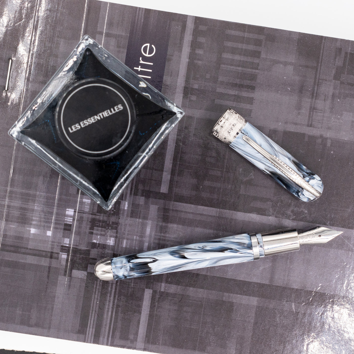 Pineider Avatar Mini Fountain Pen - Grey Zebrino silver trim