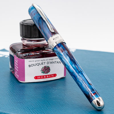 Pineider Avatar Mini Fountain Pen - Red Blue Solidate capped