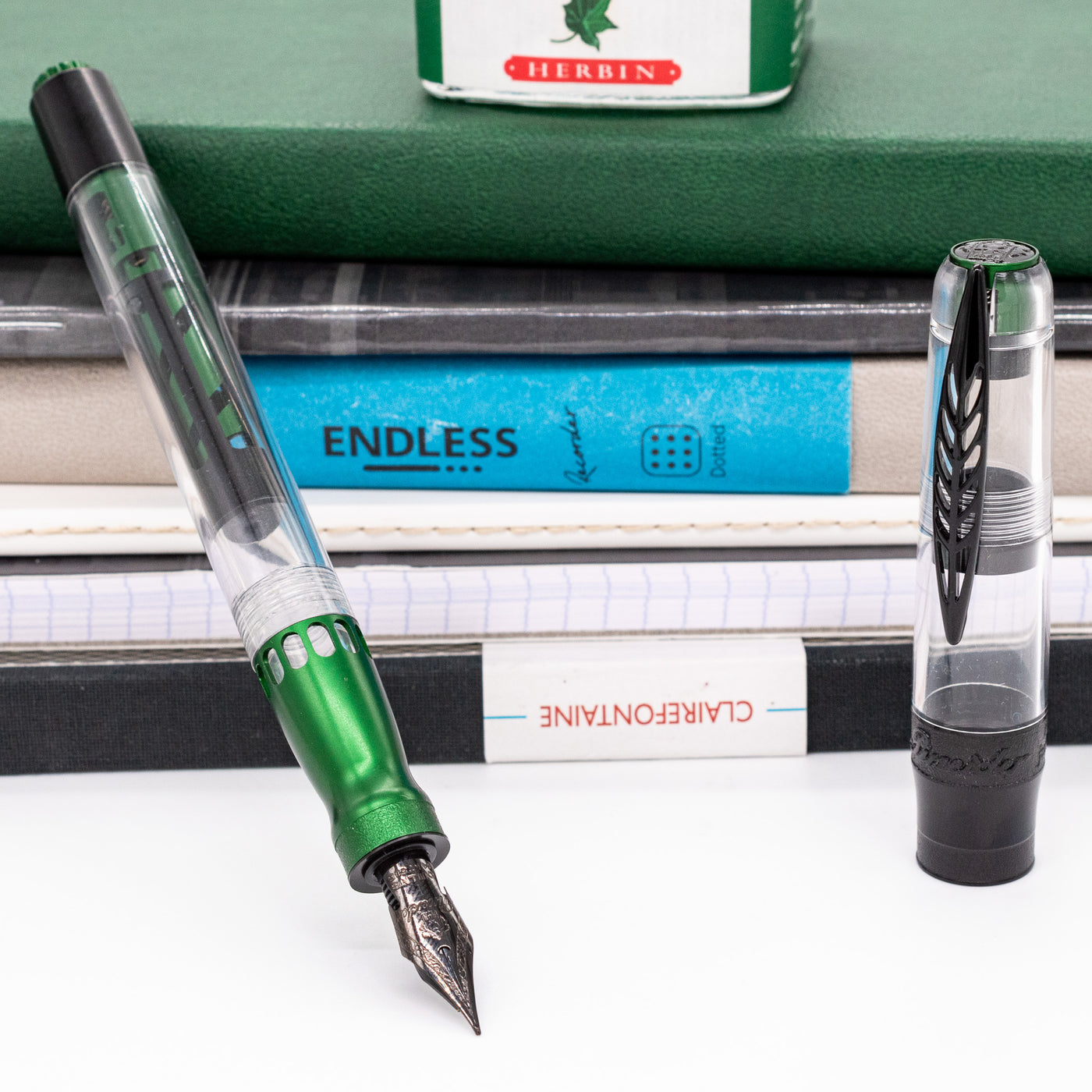 Pineider Mystery Fast Filler Fountain Pen - Green (14k Nib)