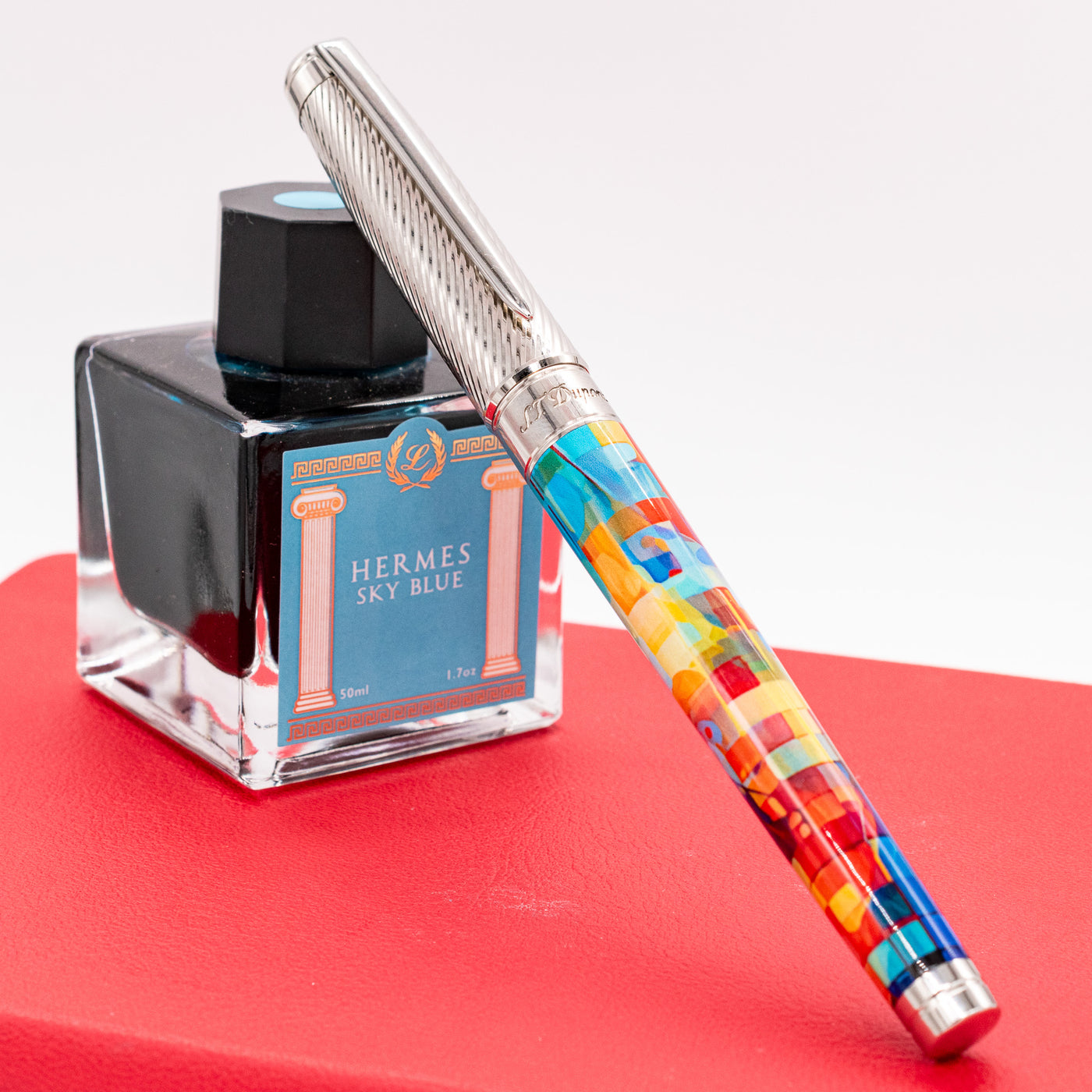 ST Dupont Line D Eternity Graffity Fountain Pen capped