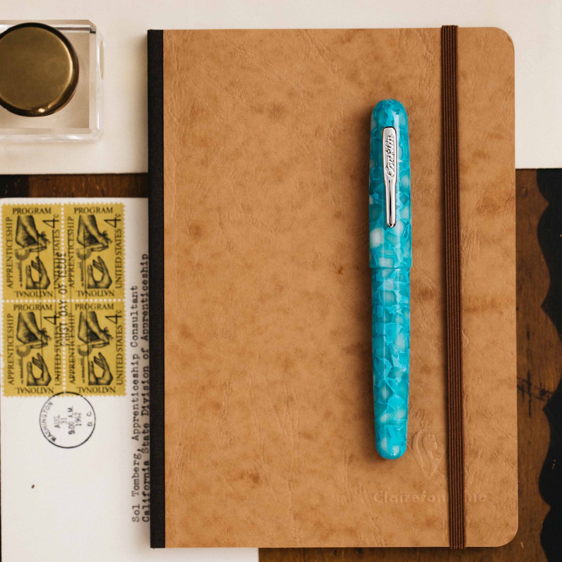https://www.truphaeinc.com/cdn/shop/products/Conklin-All-American-Turquoise-Serenity-Fountain-Pen-Notebook_1800x1800.jpg?v=1599784647