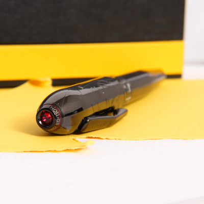 Cross-Peerless-Star-Wars-Darth-Vader-Fountain-Pen-Top-Of-Cap