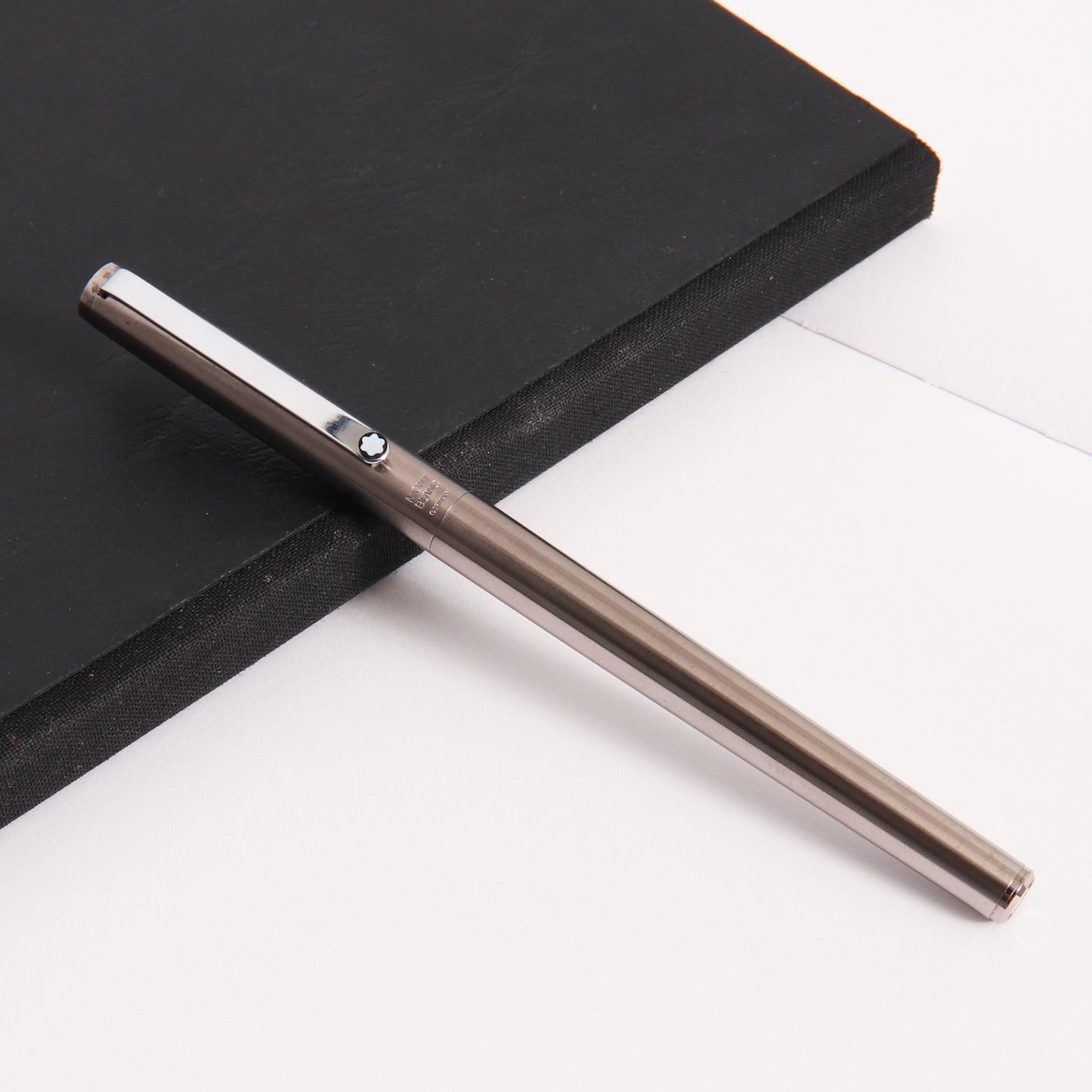 Montblanc Slimline 1122 Stainless Steel Fountain Pen Capped