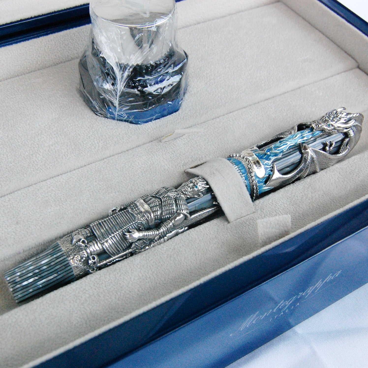 Montegrappa Game of Thrones Winter is Here Fountain Pen Truphae