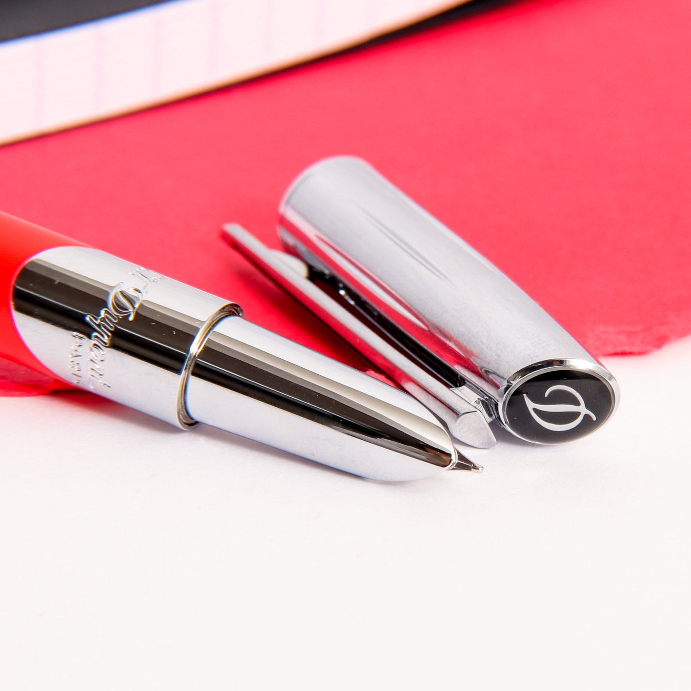 ST-Dupont-Defi-Millennium-Matte-Red-Fountain-Pen-Nib-Details