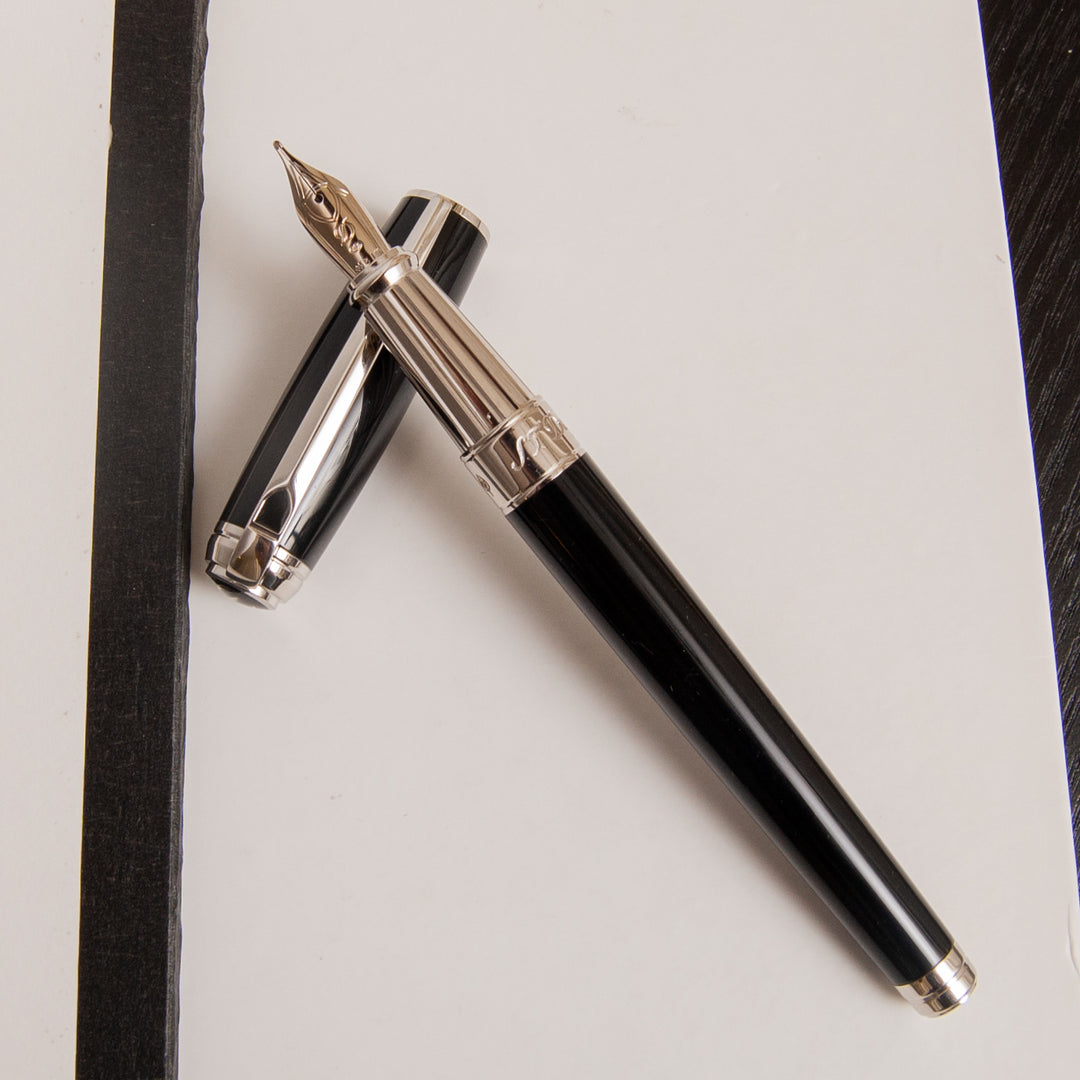 ST Dupont Line D Large Black & Palladium Fountain Pen